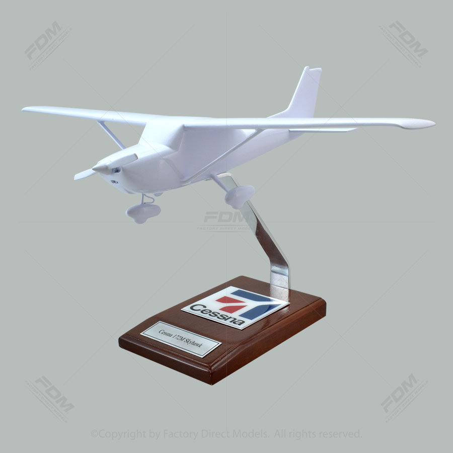 Your Custom Painted Cessna 172M Skyhawk Scale Model Airplane Your Custom Painted Cessna 172M Skyhawk Scale Model Airplane