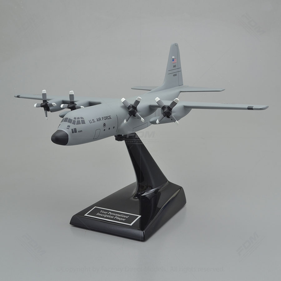 Agents Desk industrial  display Aircraft Space models C130  6  blade prop  1/100 