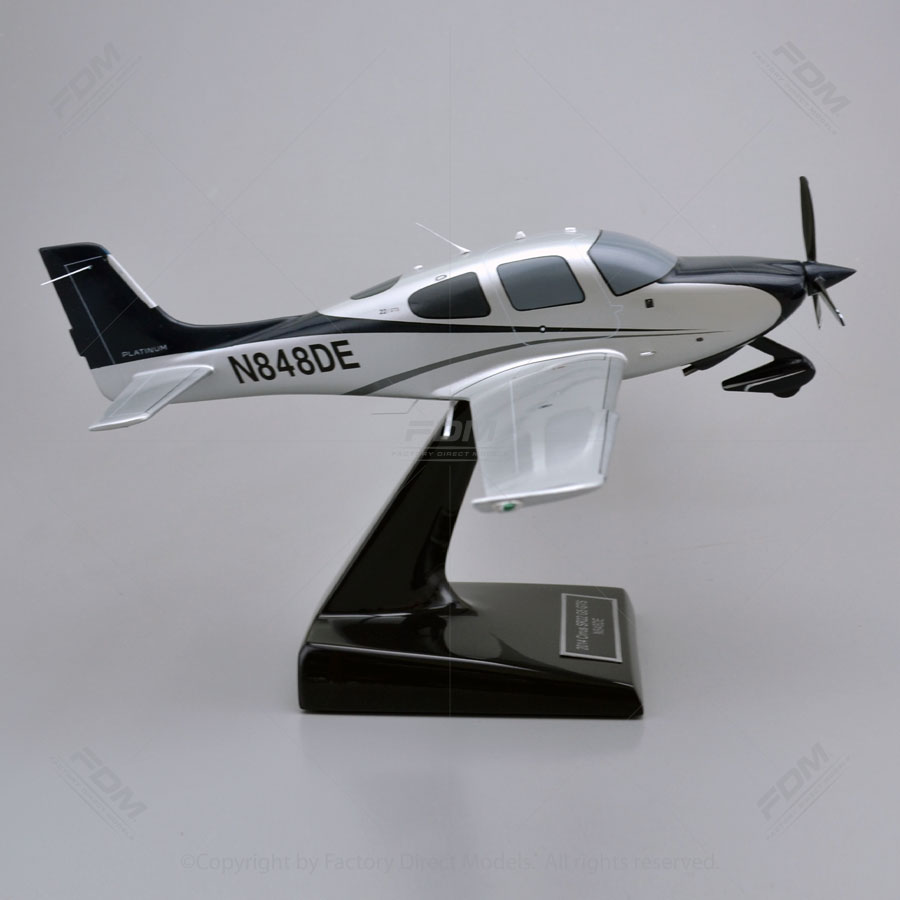 CustomBuilt Cirrus SR22 G5 Model Airplane Factory Direct Models
